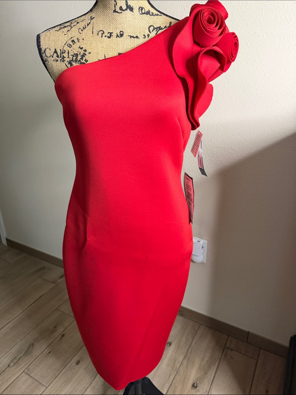 Betsy & Adam One-Shoulder Red Floral Rosette Dress